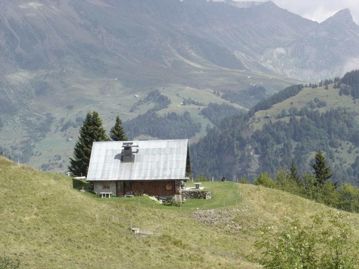 Reine Des Aravis - Chalet Isole Flumet Exterior foto